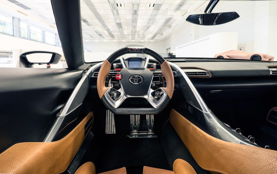  Toyota FT-1 Graphite Concept 2014 года  (фото 24 из 25)